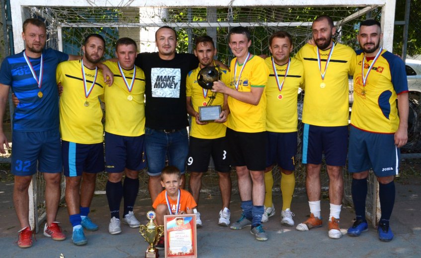 Команда «Ростов-Дон» впервые стала обладателем Кубка Распутина