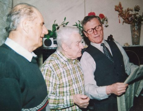 Георгий Трейнис (в центре), Иван Вардимиади (слева) и Вениамин Искра